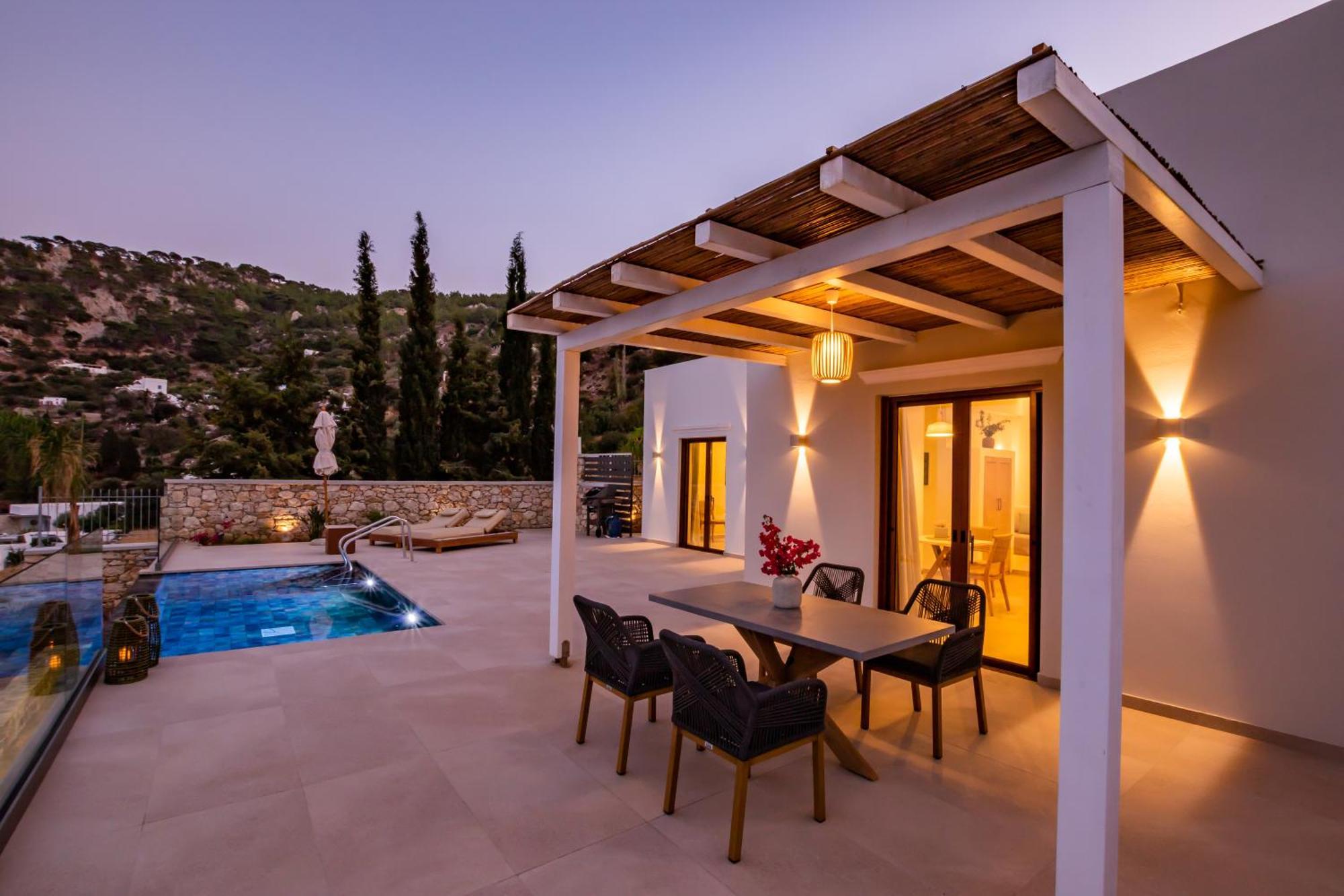 Mertelia Luxury Villas Kyra Panagia ภายนอก รูปภาพ