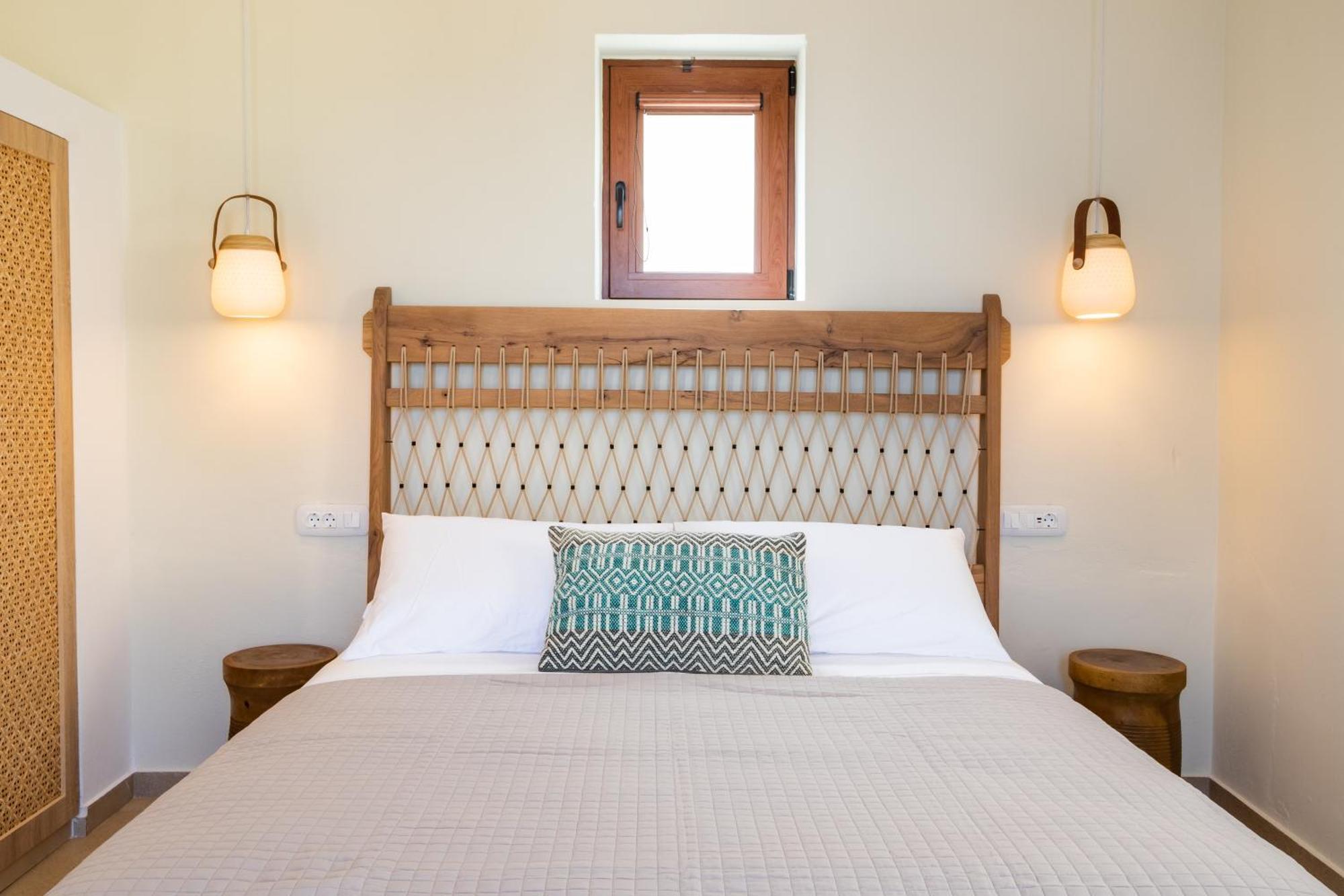 Mertelia Luxury Villas Kyra Panagia ภายนอก รูปภาพ