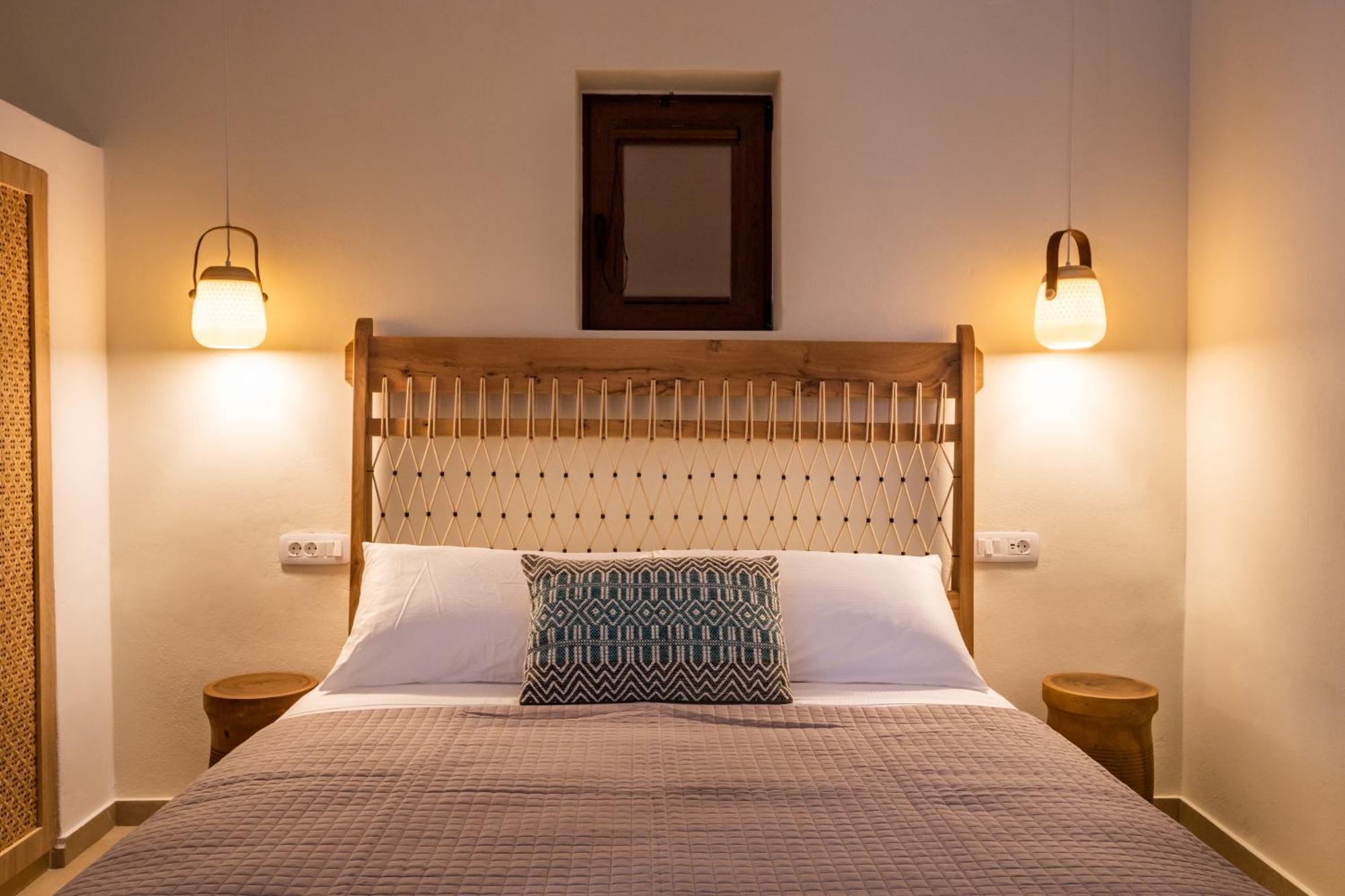 Mertelia Luxury Villas Kyra Panagia ภายนอก รูปภาพ
