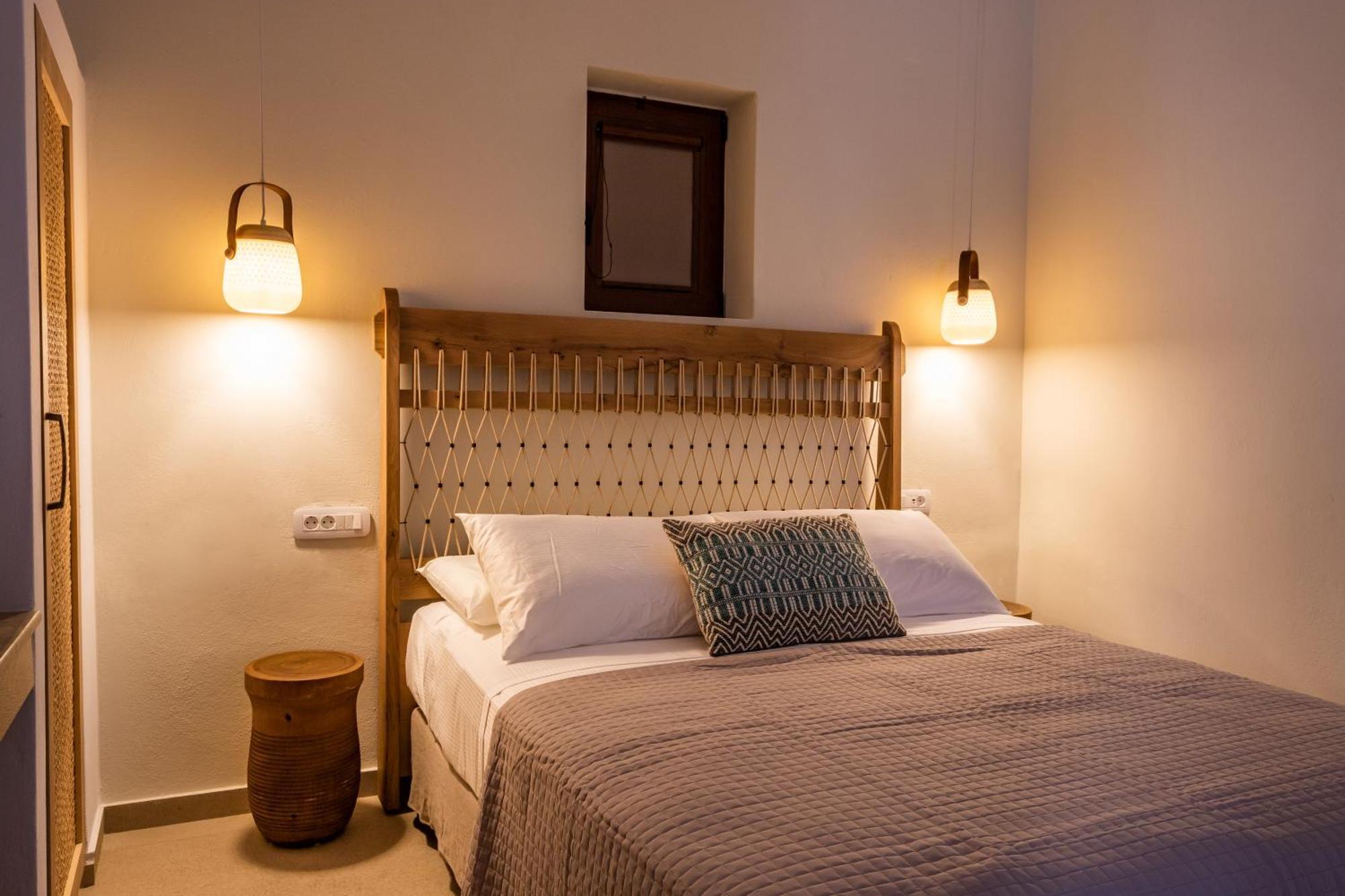Mertelia Luxury Villas Kyra Panagia ภายนอก รูปภาพ